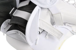 Bauer Vapor Hyperlite2 Senior Goalie Catcher -Skate Shop 1061626 BTH23 GOAL STICKS ELITE SR MTOBLACK catalog front a2a37b85 c163 4f5a a5d2 795de70021e9