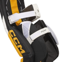 CCM EFLEX 6.5 Senior Goalie Pads 9 CCM EFLEX 6.5 Senior Goalie Pads -Skate Shop GPE6.5 BOS 05