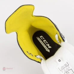 CCM Super Tacks 9350 Youth Hockey Skates -Skate Shop ccm hockey skates ccm super tacks 9350 youth hockey skates 30344323334210