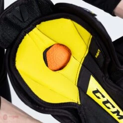 CCM Tacks 9080 Senior Hockey Shin Guards -Skate Shop ccm shin guards ccm tacks 9080 senior hockey shin guards 5508903403586