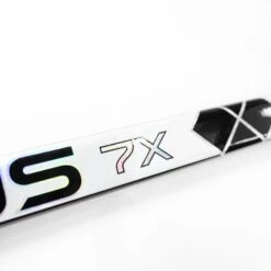 TRUE HZRDUS 7X Junior Goalie Stick S21 -Skate Shop true goalie sticks true hzrdus 7x junior goalie stick white black mc2 l 21 29623019012162